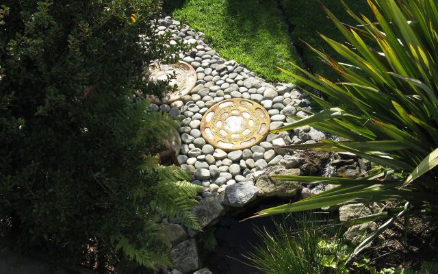 Joya Garden & Villa Studios