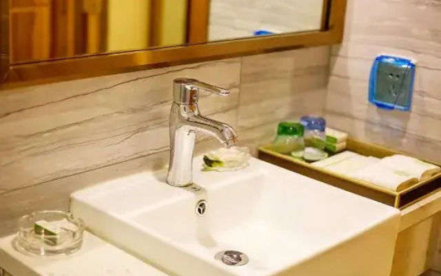 Tongcheng Super 8 Hotel
