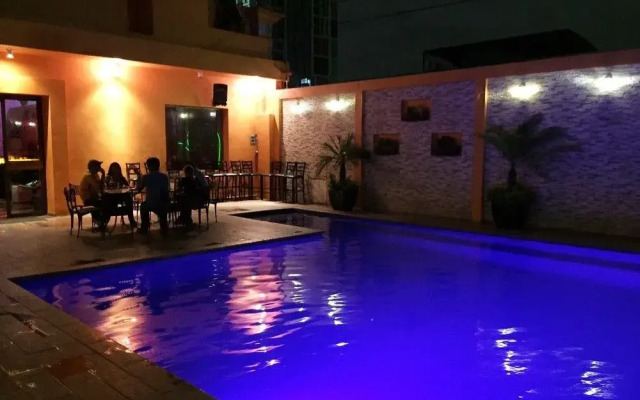 Hotel Grand Reyes