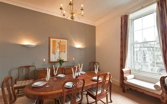 Johnston Terrace Apartment