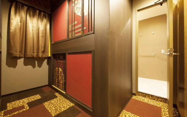 Centurion Hotel Residential Cabin Tower