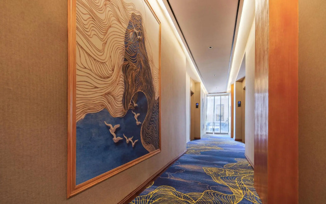 Neijiang Riverside Garden Hotel