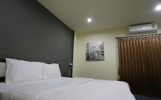 Mom Apartment