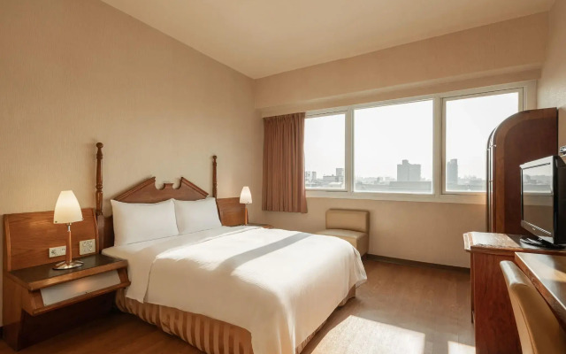 Kindness Hotel Wu Jia