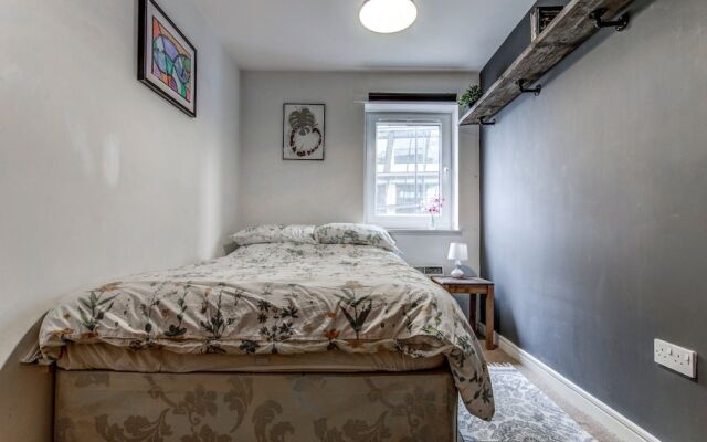 Bright, Spacious 2BR Ancoats Apt for 4 W/balcony