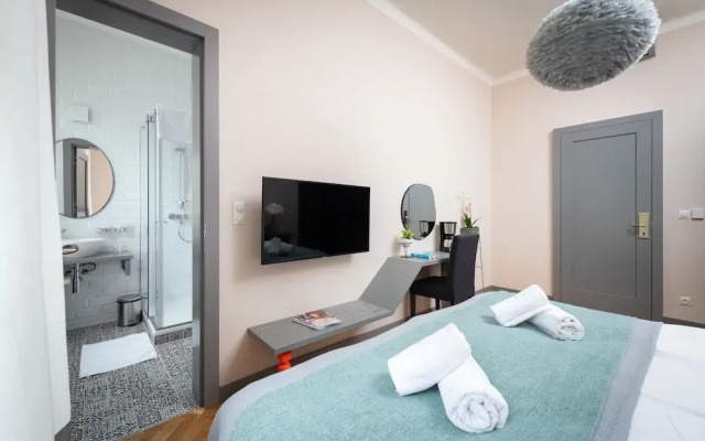 Garden Suites Residence by TKC