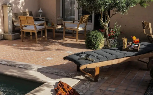 Proven ale House With Pool and spa