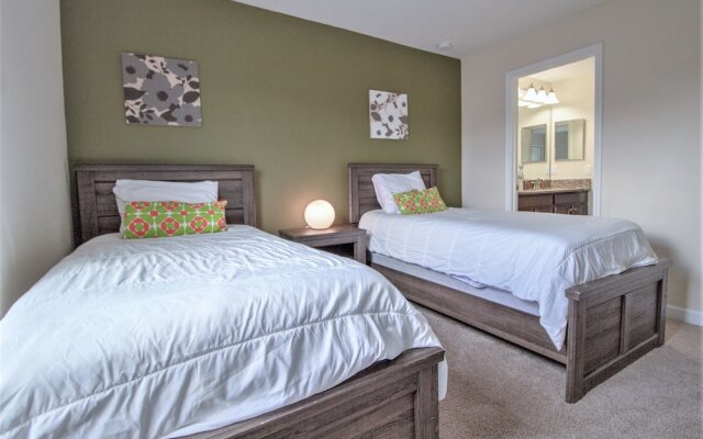 Champions Gate 9027 B