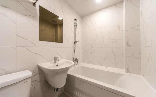 Changwon Jinhae Hotel Lrui