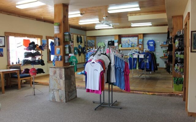 Whitney Portal Hostel And Hotel