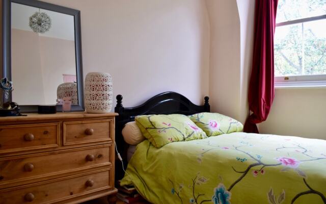 1 Bedroom Apartment By Clapham Common