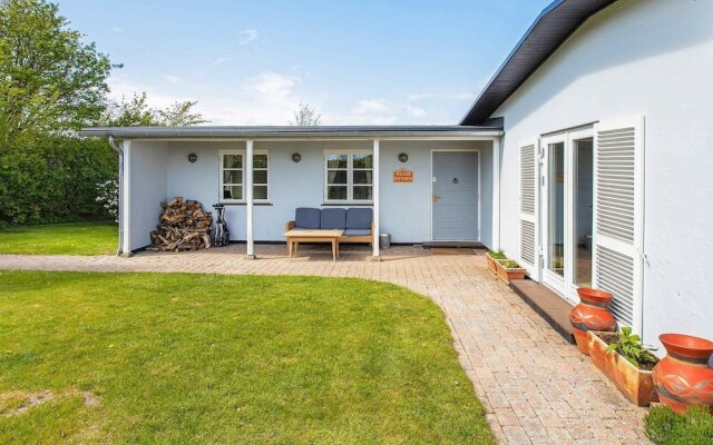 Scenic Holiday Home in Hovedstaden near Sea