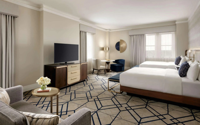 Fairmont Hotel Macdonald