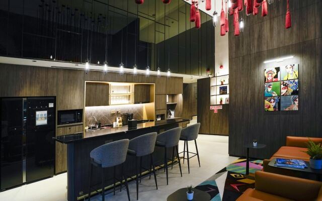 ST Signature Bugis Middle