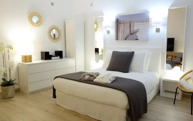 Arles Getaway - La Suite Arlésienne