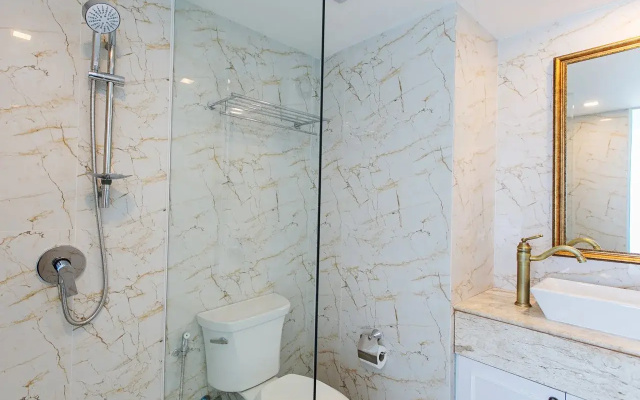 B2 Hua Hin Premier Hotel