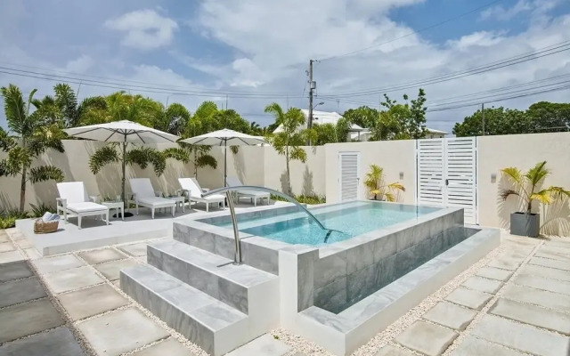 Footprints Estate 11 Bedroom Home