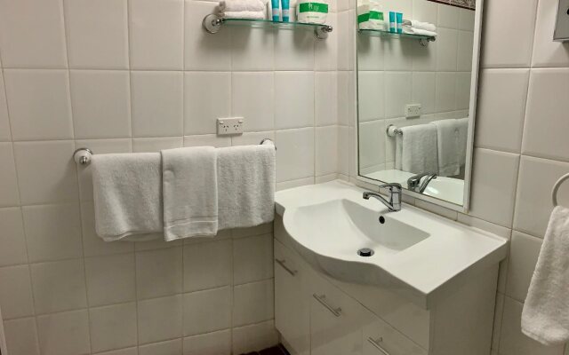 Best Western Ensenada Motor Inn