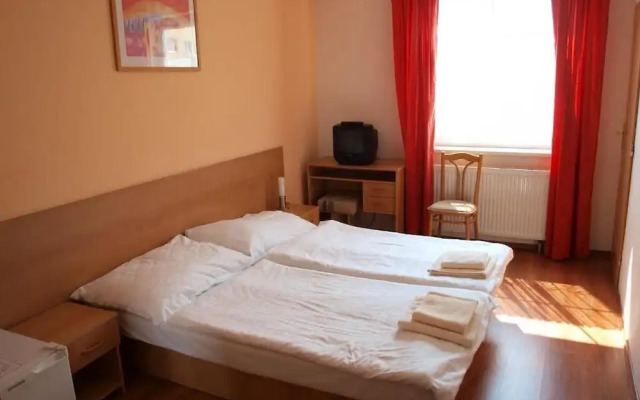 Hotel Dominika
