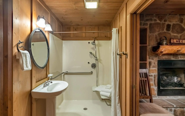 Festiva Cabins at Green Mountain