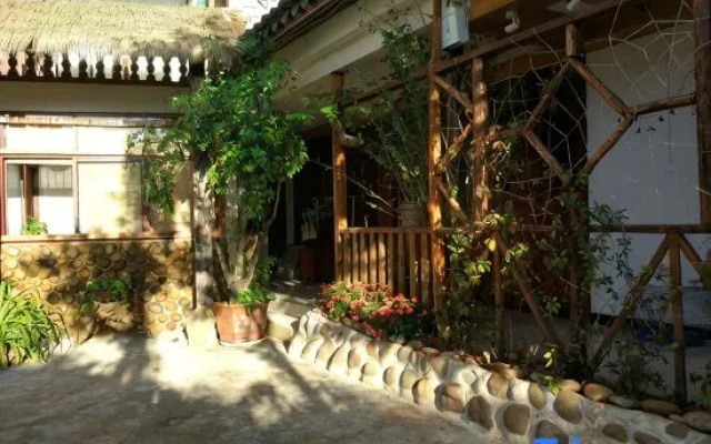 Tushe Station – Outside – Pu'er