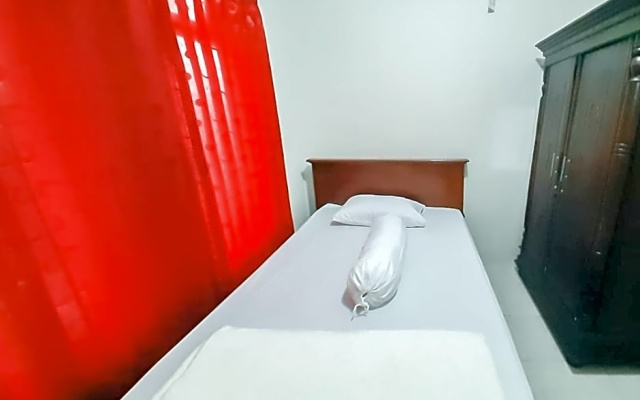 Wisma Asri Syariah Majalengka RedPartner – Guest Rooms – Majalengka
