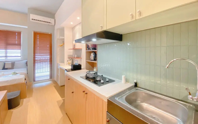 Cozy Living Studio at Transpark Juanda Bekasi Timur Apartment