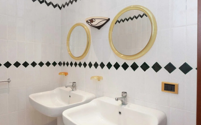 Apartment at the Foot of Mt. Vesuvius