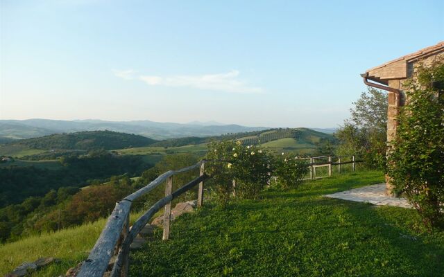 Montarlese Eco-Lodges