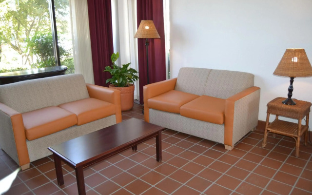 Motel 6 Oakdale, CA