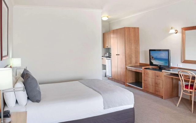 Best Western Sanctuary Inn