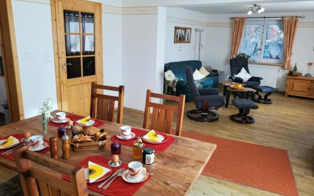 Haus Steiner Modern Retreat