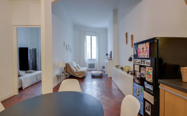 Appartement spacieux 1min C. Mirabeau
