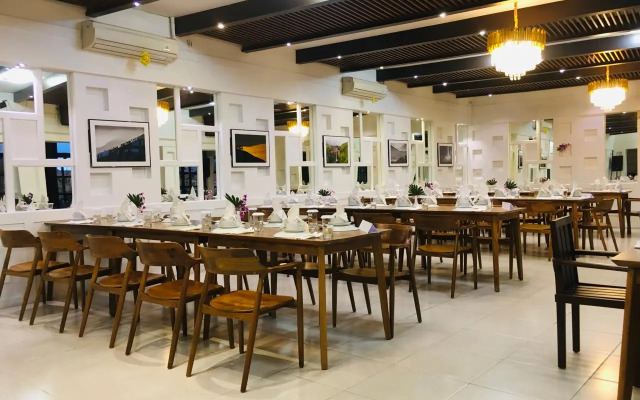 Atsari Hotel