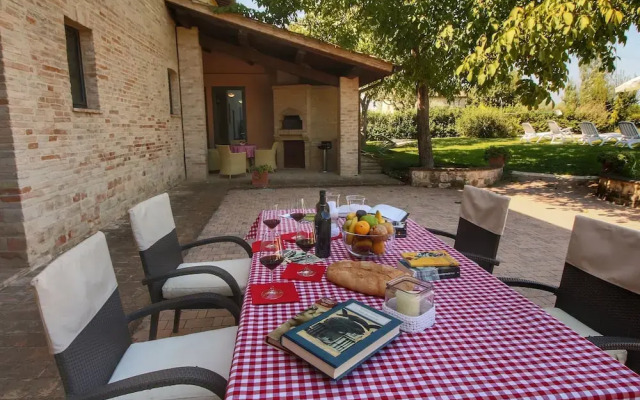 Villa with Private Pool on an Estate near Assisi
