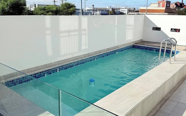 Chick and Luxurious Studio