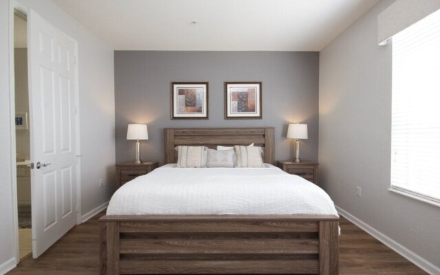 Lakeview Fantasy 3 Bedroom Condo