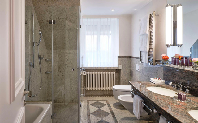 Hotel Schweizerhof Zürich