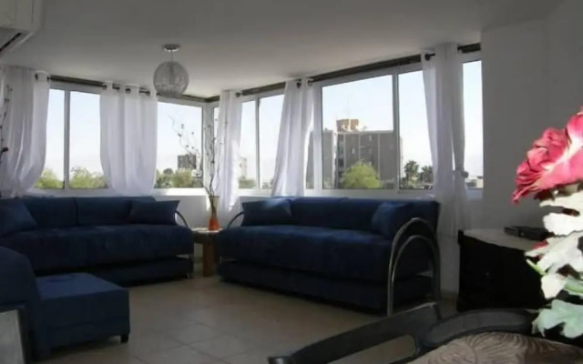 Avi's Suites - 44 Hativat Hanegev