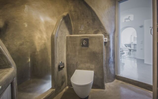 Aqua Serenity Luxury Suites - Adults Only