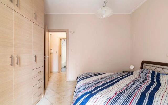 "whole House in Kolonos, Centre of Athens"