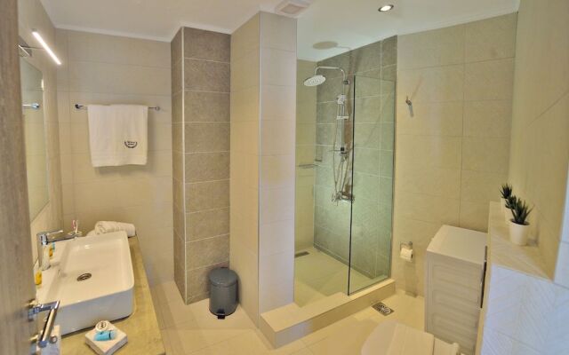 Aristea Apartments