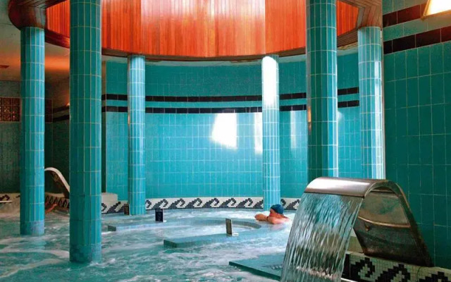 Hotel Talasoterapia Zelai