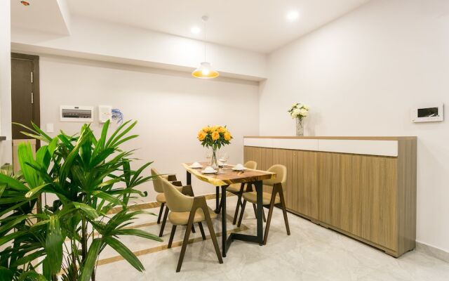 The Milky Way River Gate Apartment
