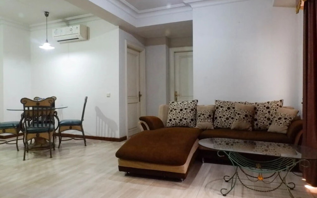 Vibrant And Spacious 2Br + 1 Apartment At Taman Beverly