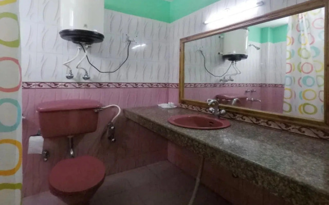 Armaan Inn and Suites