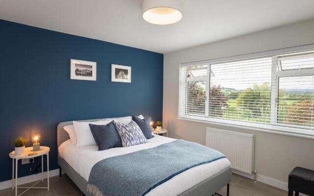 River Retreat Apartment Exeter - River Views & Parking