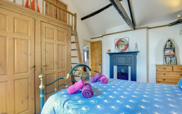 Holiday Home Bosuns Cottage