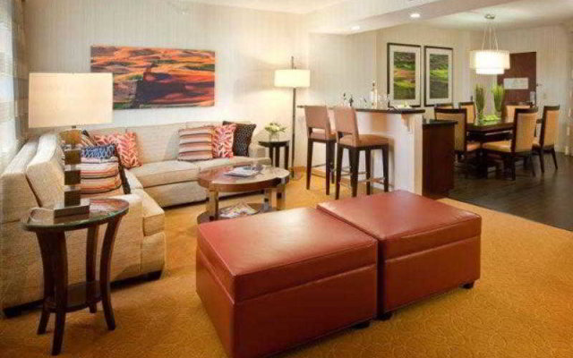 The Northland Inn - All Suite Hotel
