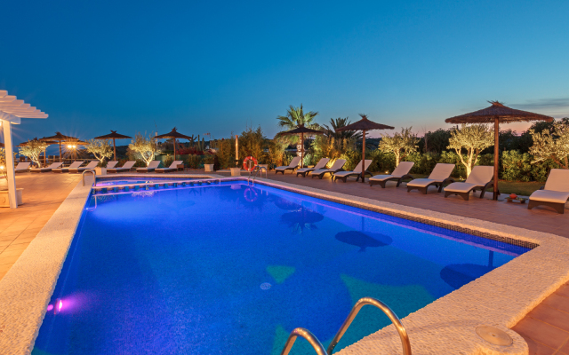 Hotel Sa Barrera - Adults Only